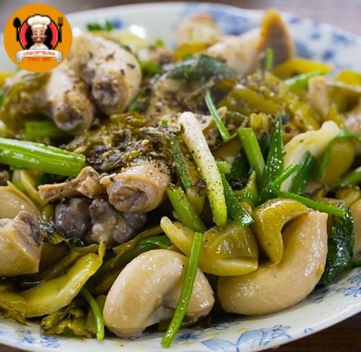 Dồi trường xào dưa cải